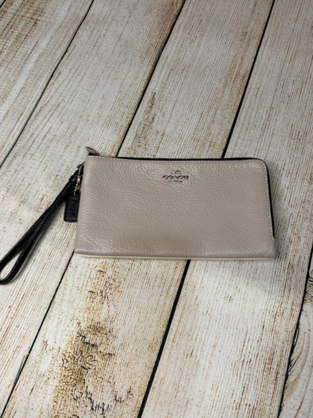 Coach Pebble Leather Double Zip Wallet Wristlet Taupe / Chalk